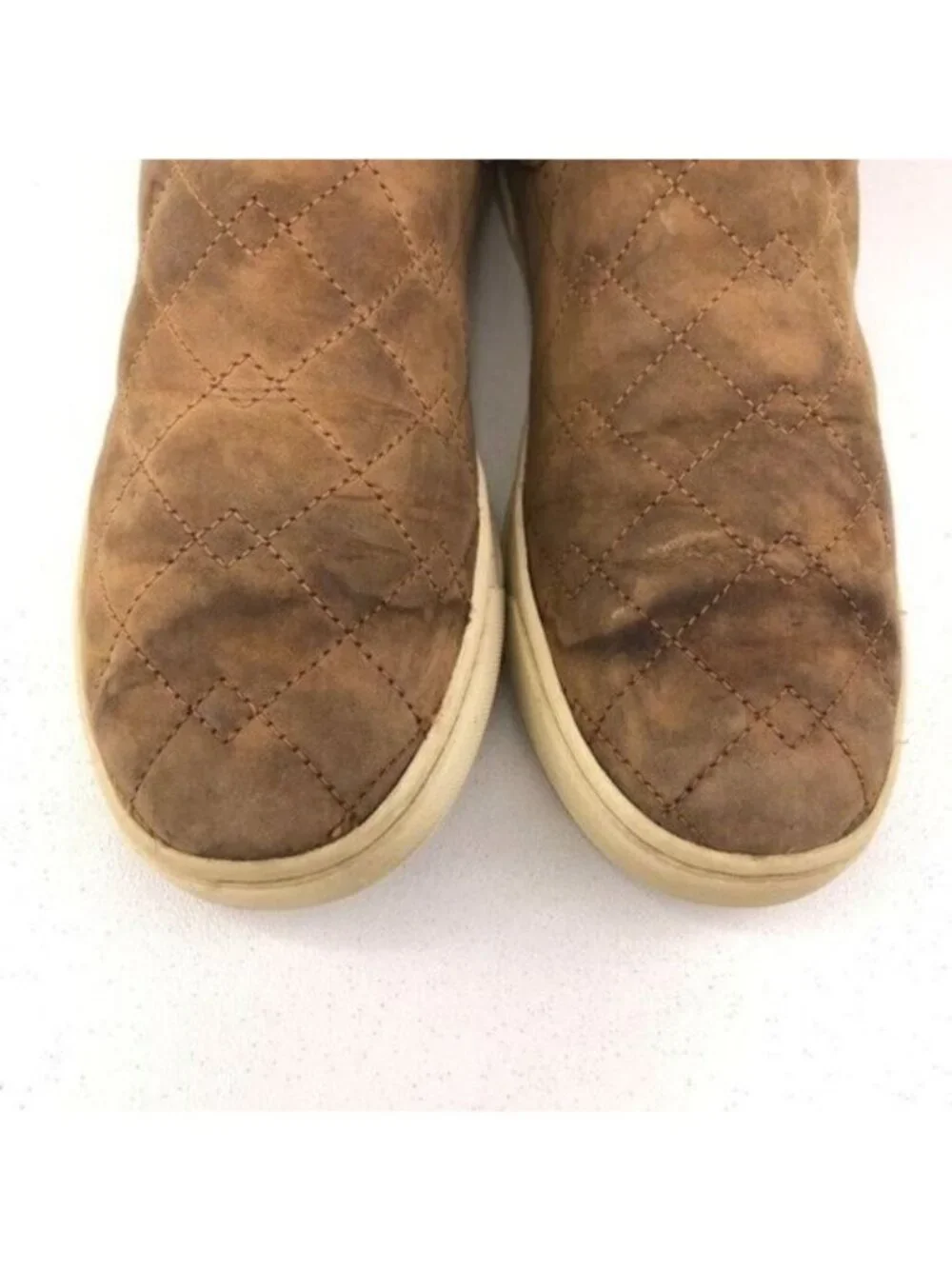 UGG Hollyn Deco Quilt Ankle Boots 8